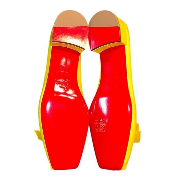 Authentic Christian Louboutin Yellow Leather Bow Embellished Pump(38.5) - Picture 5 of 8